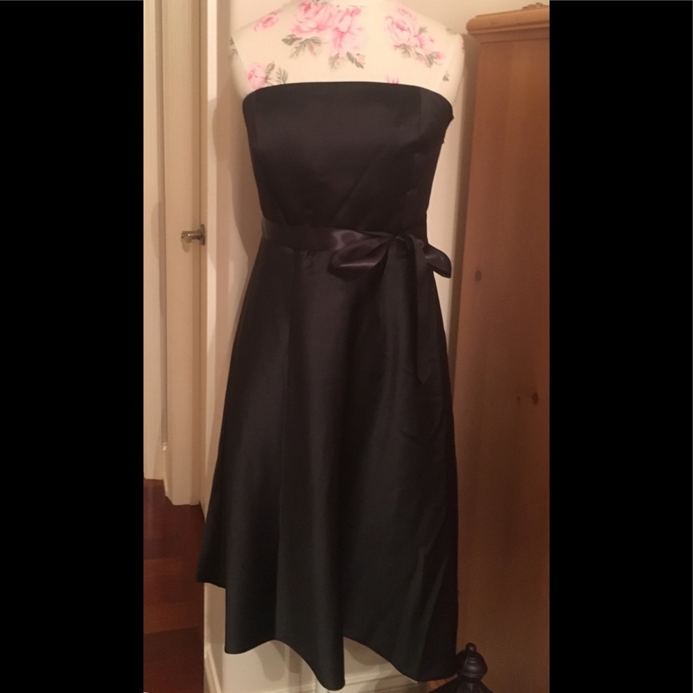 Classic black strapless dress with ribbon belt